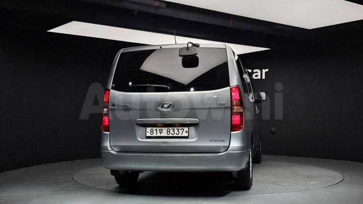 Hyundai Starex 2017 — 4