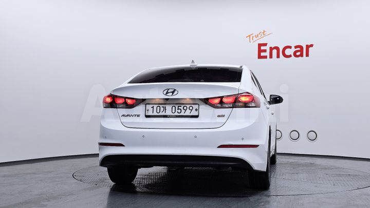 Hyundai Avante 2016 — 4