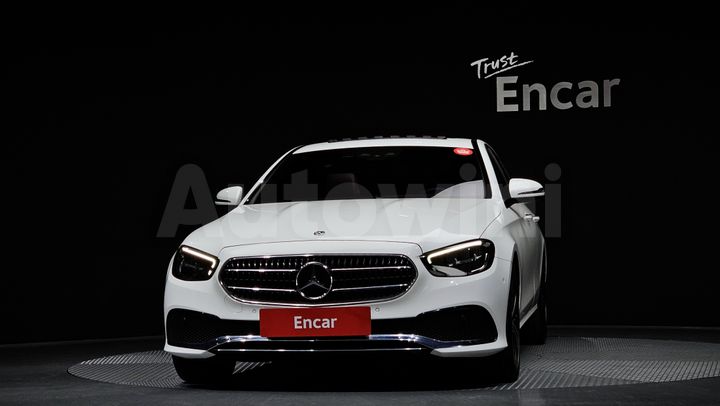 Mercedes Benz E Class 2021 — 3