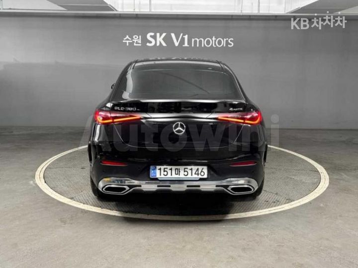 Mercedes Benz GLC Class 2024 — 4