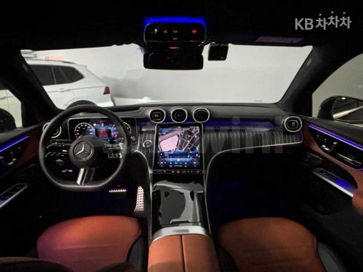 Mercedes Benz GLC Class 2024 — 5