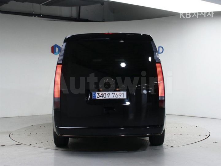 Hyundai Staria 2024 — 4