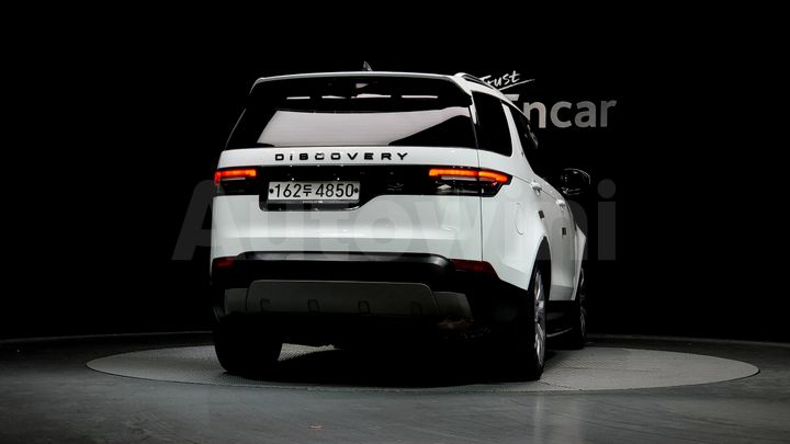 Land Rover Discovery 2019 — 4