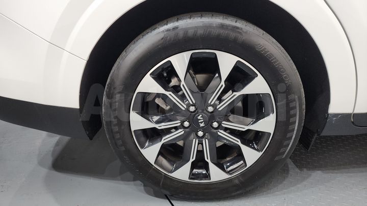 Kia Carnival 2021 — 5