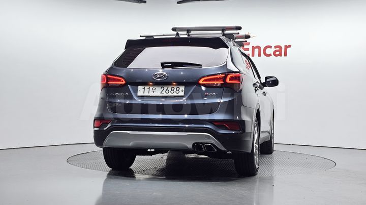 Hyundai SantaFe 2016 — 4