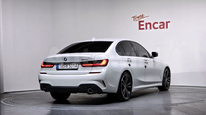 BMW 3 Series 2022 — 2