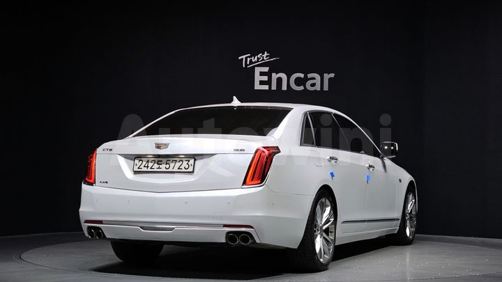 Cadillac CT6 2018 — 2