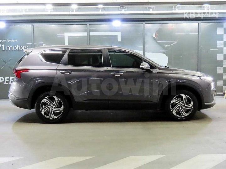 Hyundai SantaFe 2021 — 3