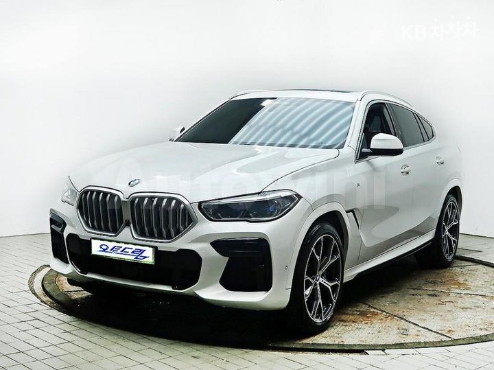 BMW X6 2022 — 2