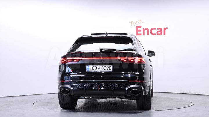 Audi RS Q8 2025 — 4