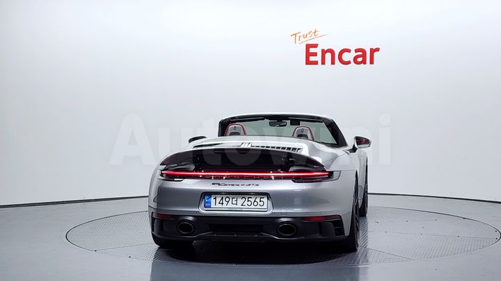 Porsche 911 2022 — 4