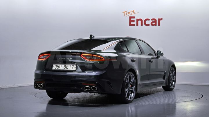 Kia Stinger 2020 — 2