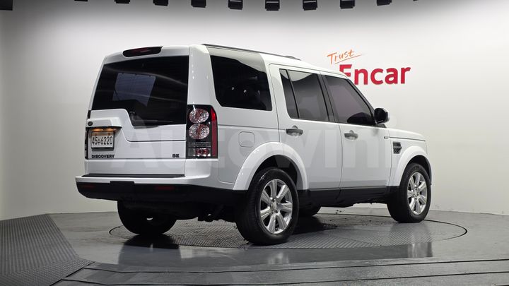 Land Rover Discovery 2015 — 2