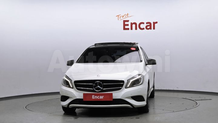Mercedes Benz A Class 2015 — 3