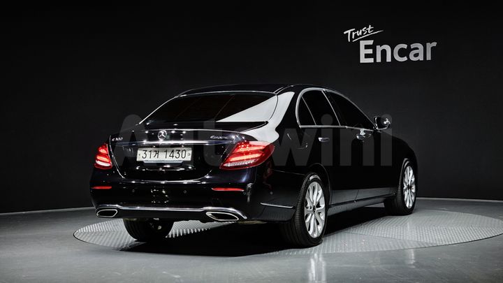 Mercedes-Benz E Class 2018 — 2