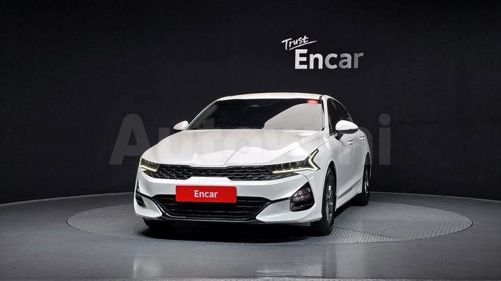 Kia K5 2023 — 3