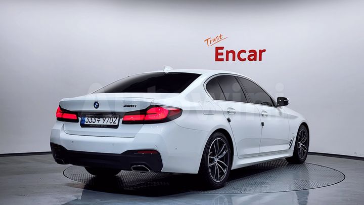 BMW 5 Series 2022 — 2