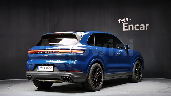 Porsche Cayenne 2024 — 2