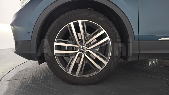 Volkswagen Tiguan 2024 — 5
