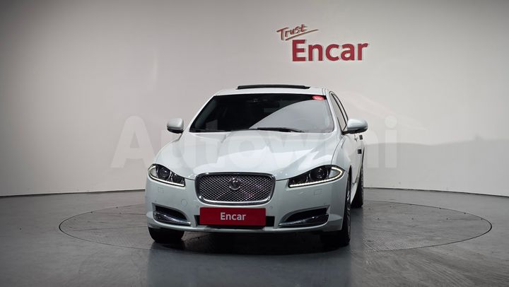 Jaguar XF 2014 — 3