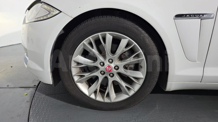 Jaguar XF 2014 — 5
