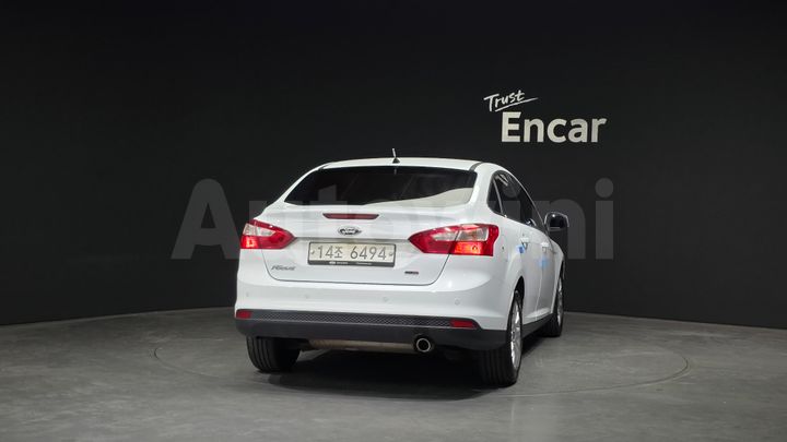 Ford Focus 2015 — 4