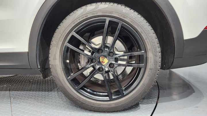 Porsche Cayenne 2019 — 5