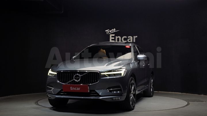 Volvo XC60 2018 — 3