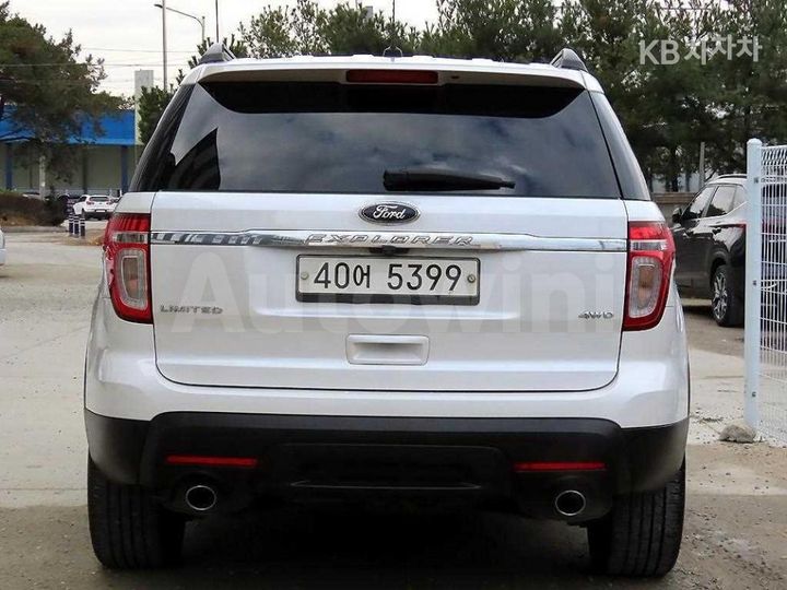 Ford Explorer 2014 — 4