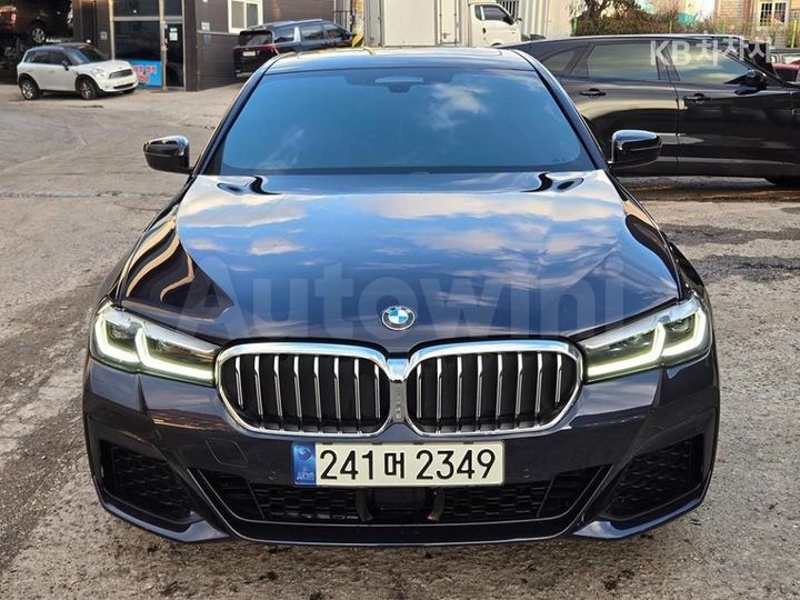 BMW 5 Series 2021 — 2