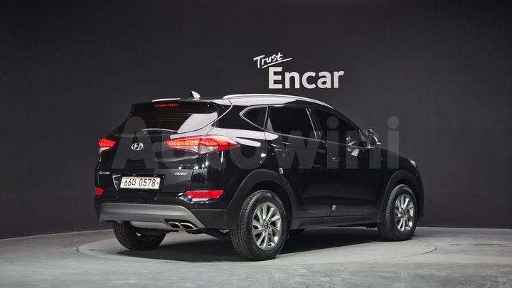 Hyundai Tucson 2016 — 2