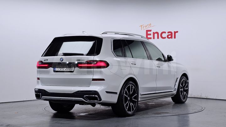 BMW X7 2022 — 2