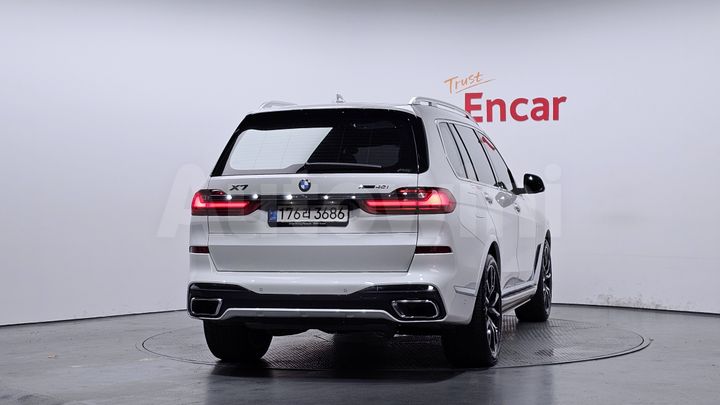 BMW X7 2022 — 4