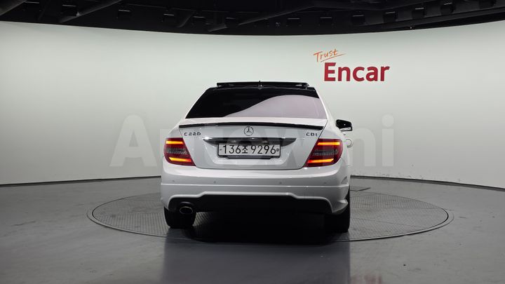 Mercedes-Benz C Class 2012 — 4