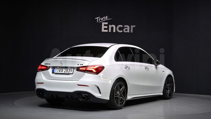 Mercedes Benz A Class 2022 — 2