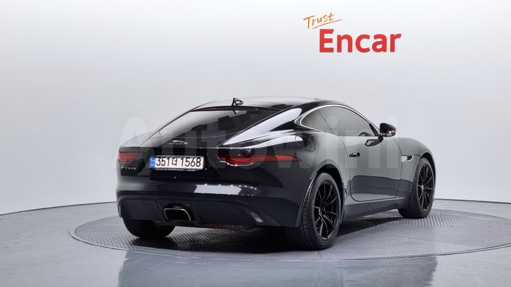 Jaguar F Type 2023 — 2