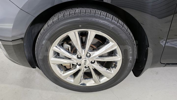 Kia Carnival 2020 — 5