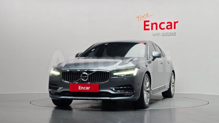 Volvo S90 2019 — 3
