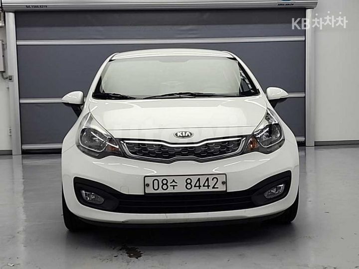 Kia Pride 2013 — 2