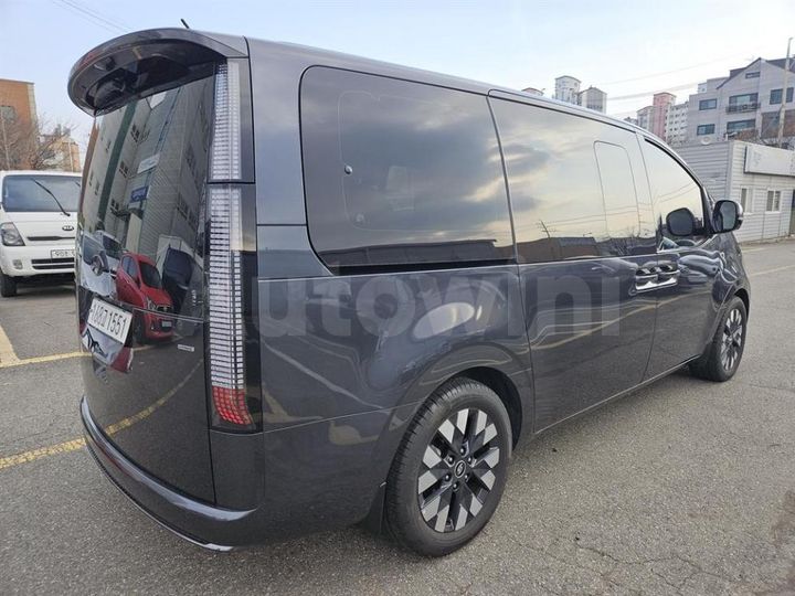Hyundai Staria 2022 — 4