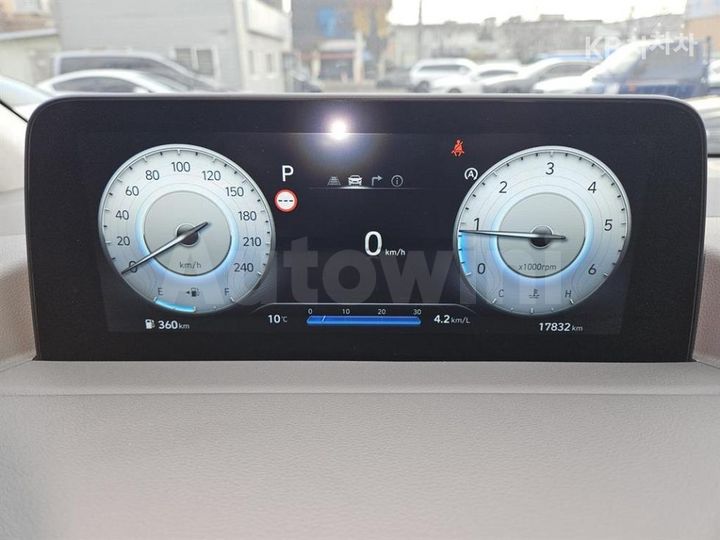 Hyundai Staria 2022 — 5