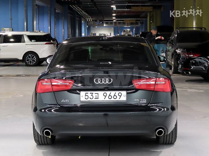 Audi A6 2015 — 3