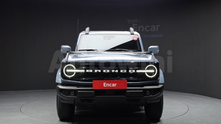 Ford Bronco 2023 — 3