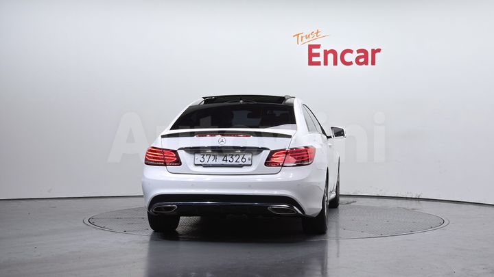 Mercedes-Benz E Class 2014 — 4