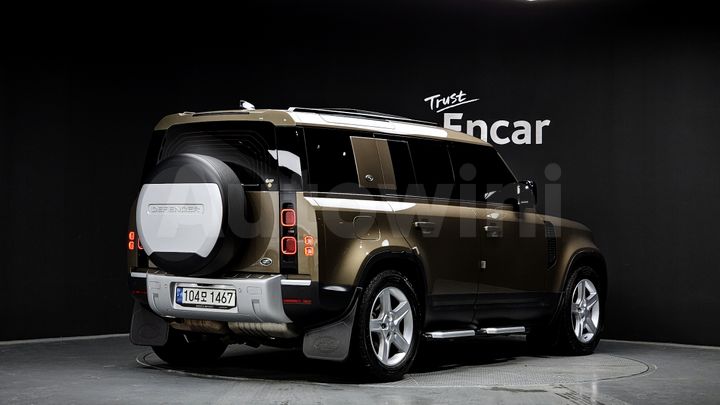 Land Rover Defender 2022 — 3