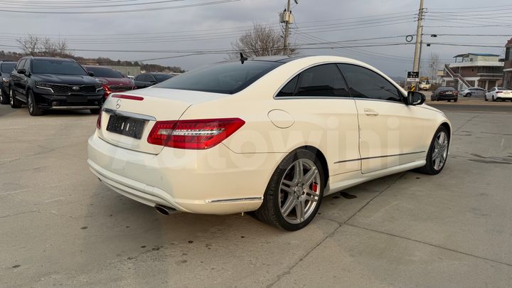 Mercedes-Benz E Class 2010 — 5