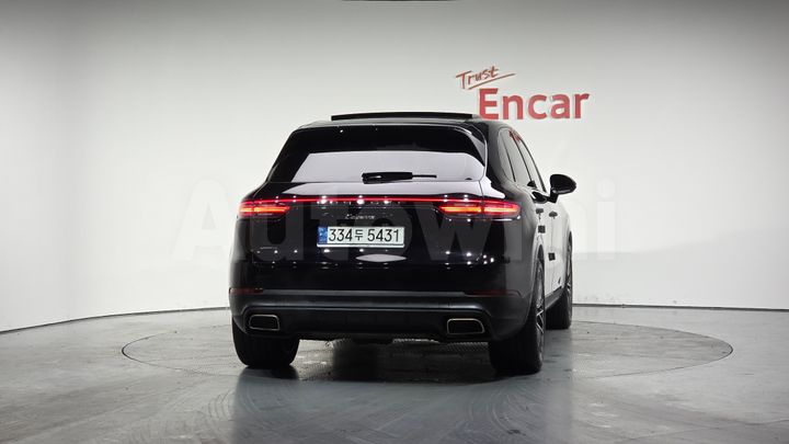 Porsche Cayenne 2021 — 4