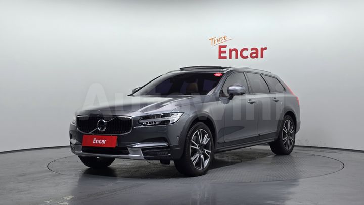 Volvo V90
