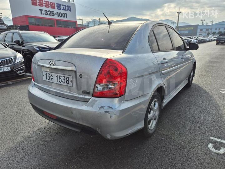 Hyundai Verna