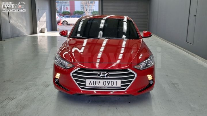 Hyundai Avante 2016 — 3
